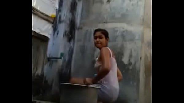 desi hot girl hidden cam bathing sex video