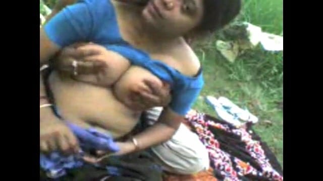 Big boobs Bengali aunty xnxx xxx sex in park leaked mms