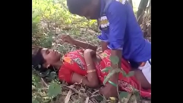 Indian village girl xxx Indian outdoor sex with busty lover