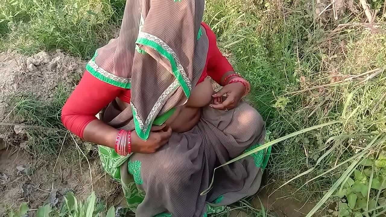 Indian village bhabhi fucking outdoor sex in hindi xxx video
