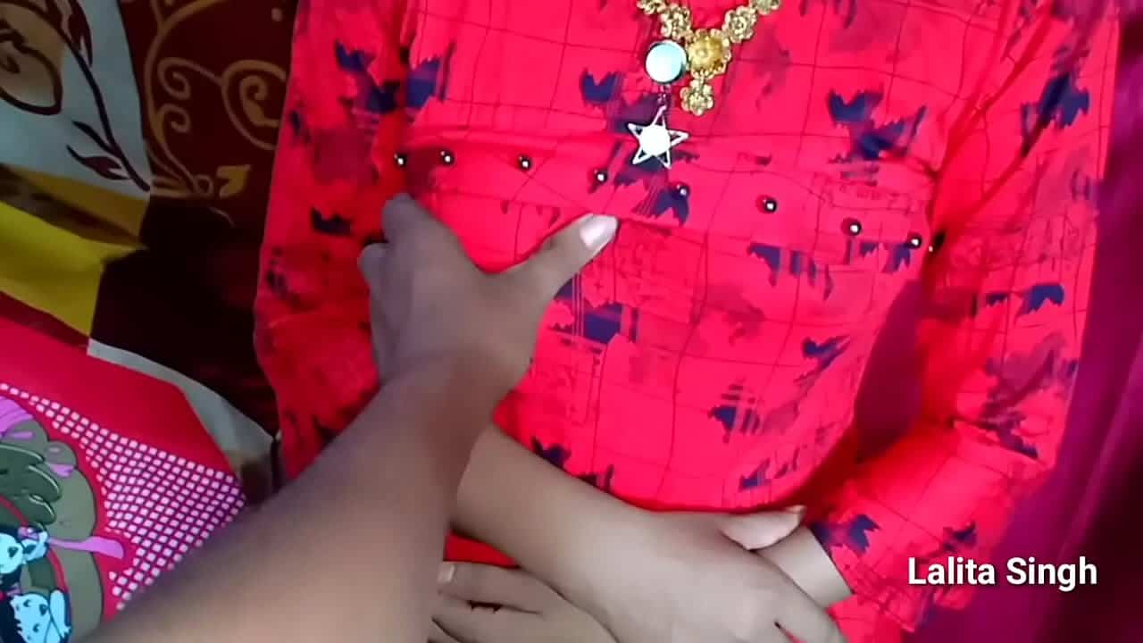 Indian xxx Sex Desi cute girl first time fucking with bf