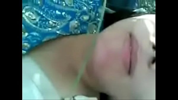 Sexy kashmiri girl first time sex xxx by her young chachu