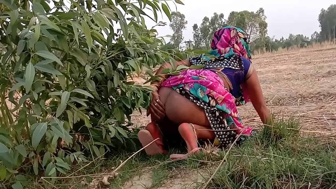 Tamil xxx videos of big ass village aunty xnxx public porn outdoor fuck