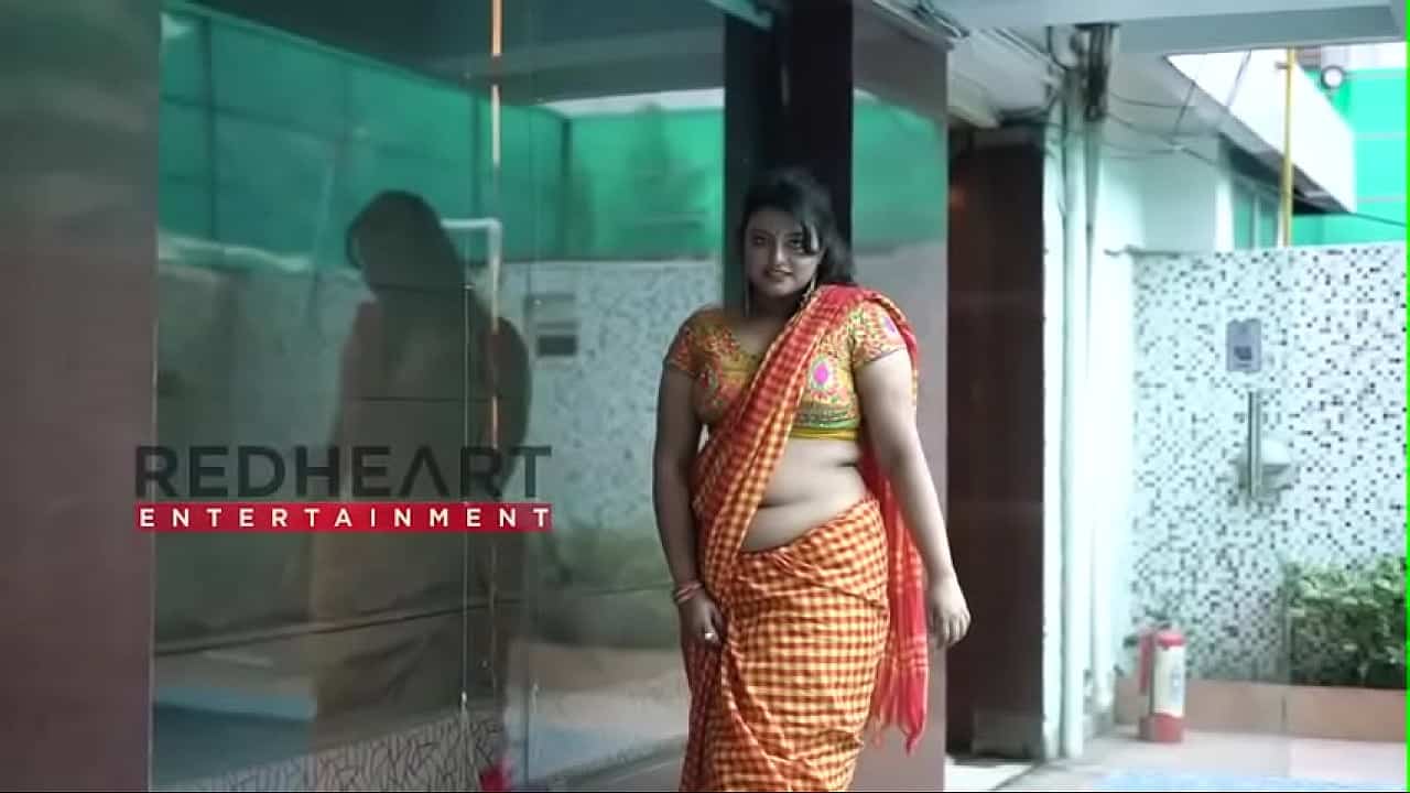 Desi village hot sexy wife romance sex hindi full hd sex video