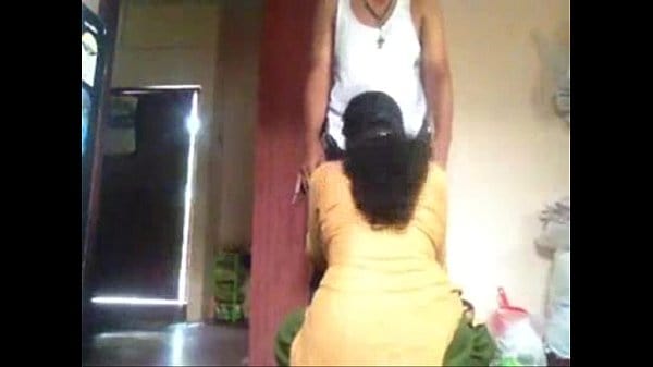 Desi tamil aunty with big boobs suck cock