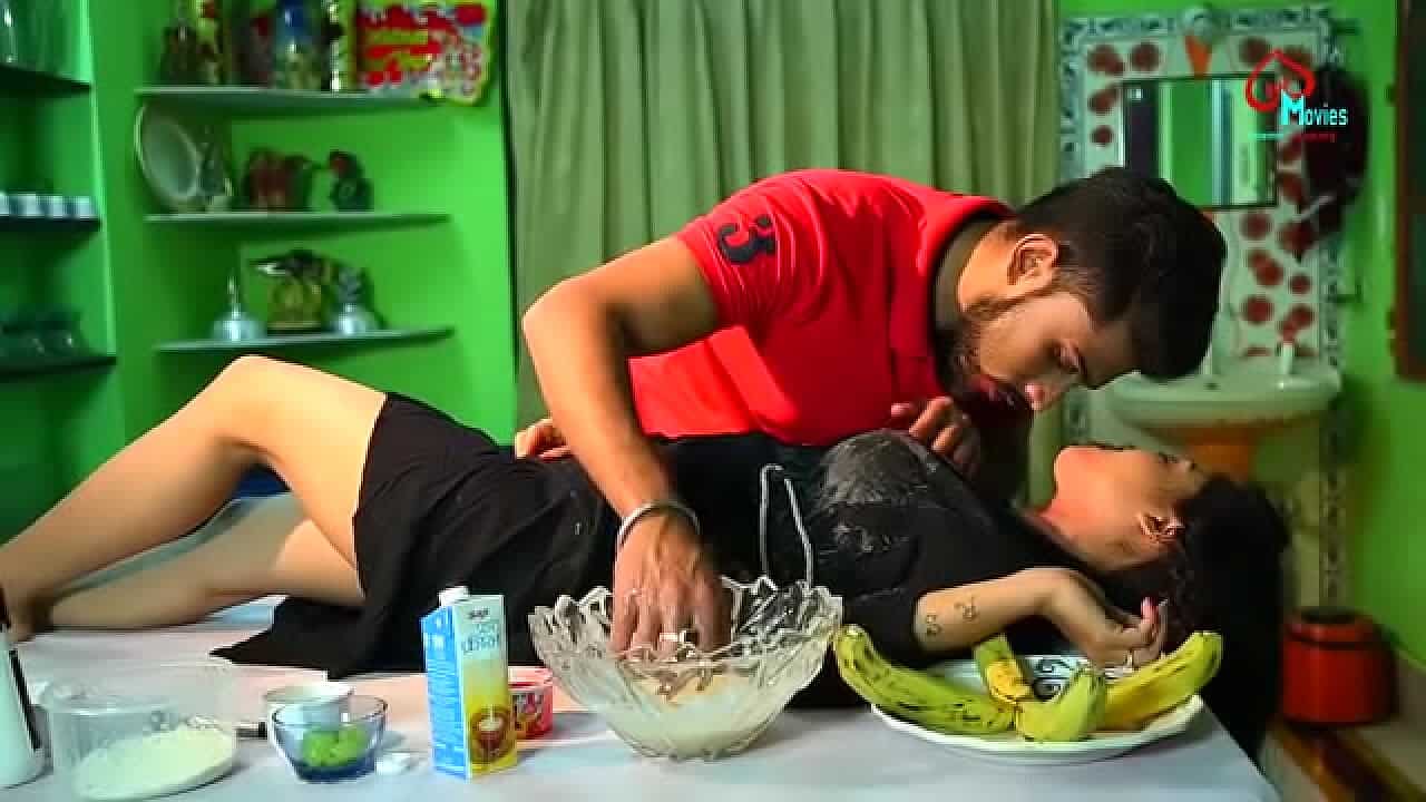 Indian boyfriend girlfriend fuck hard each other passionately
