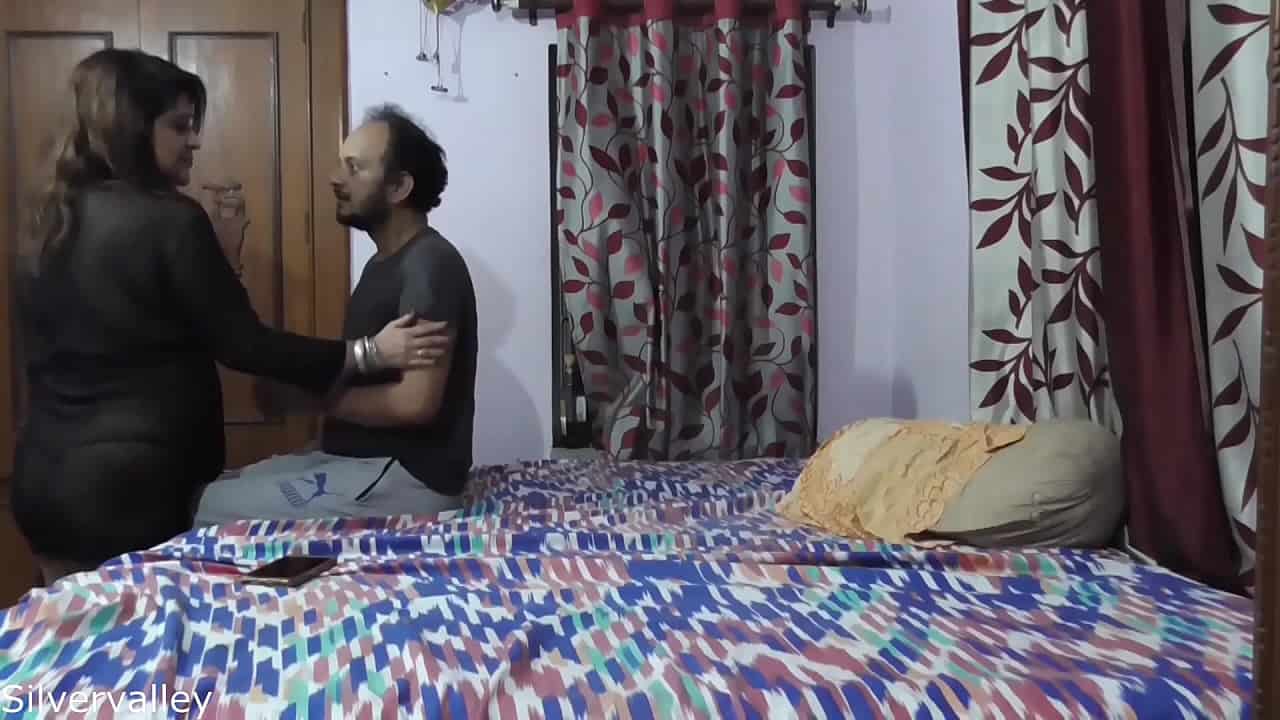 दोस्त की कामुक पत्नी को खूब चोदा अकेले पा के हिन्दी बीएफ विडियो
