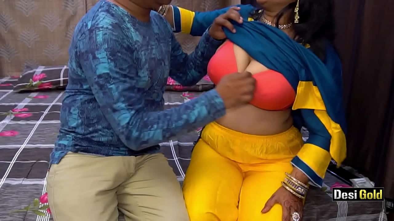 चुदासी कामुक चाची और भतीजे की क्सक्सक्स हॉट सेक्स वीडियो