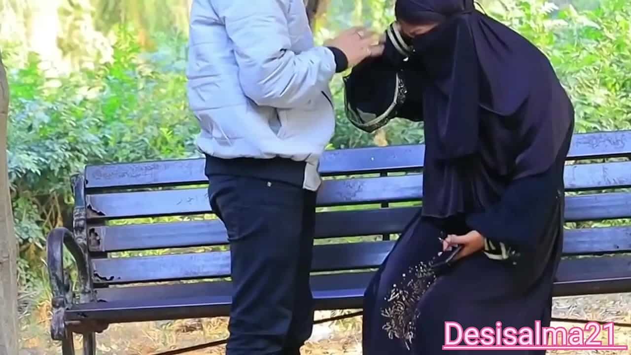 Indian XXX desi muslim girl Fuck in park sex mms Xvideos