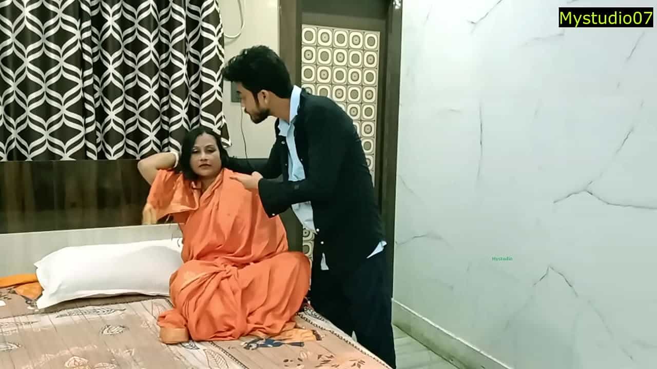Hindi sex video damad aake chod gaya akeli sasuma ko viral sex