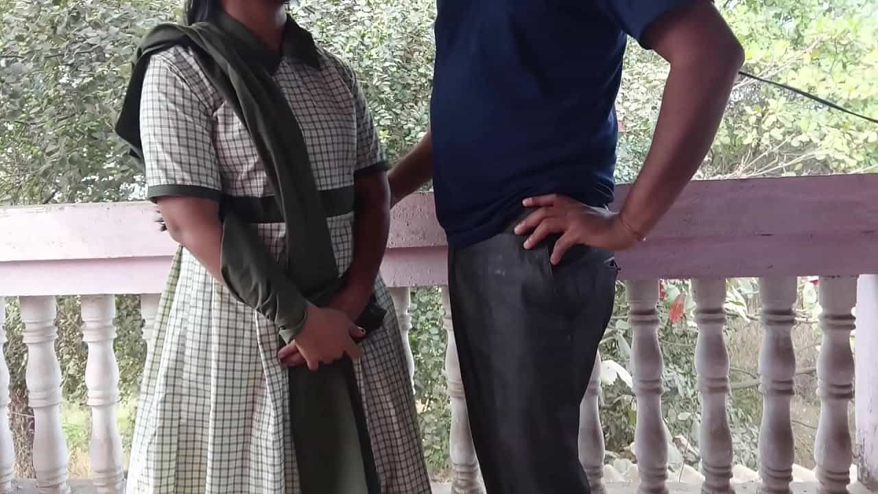 Desi sex videos indian student ki jhule par chudai