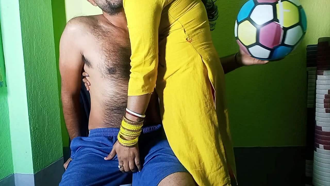Indian porn videos harami volleyball coach ne ladki ko choda