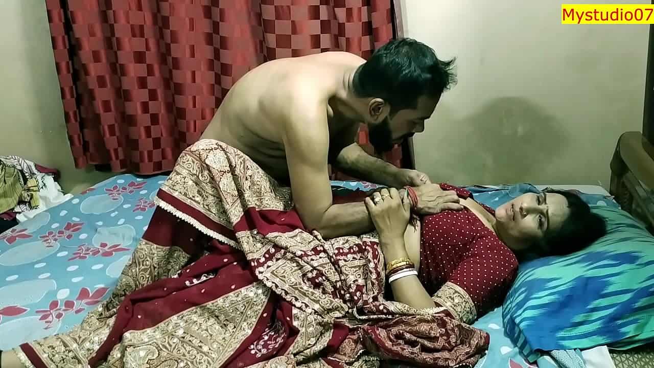 Indian xnxx xxx milf bhabhi real sex with son friend