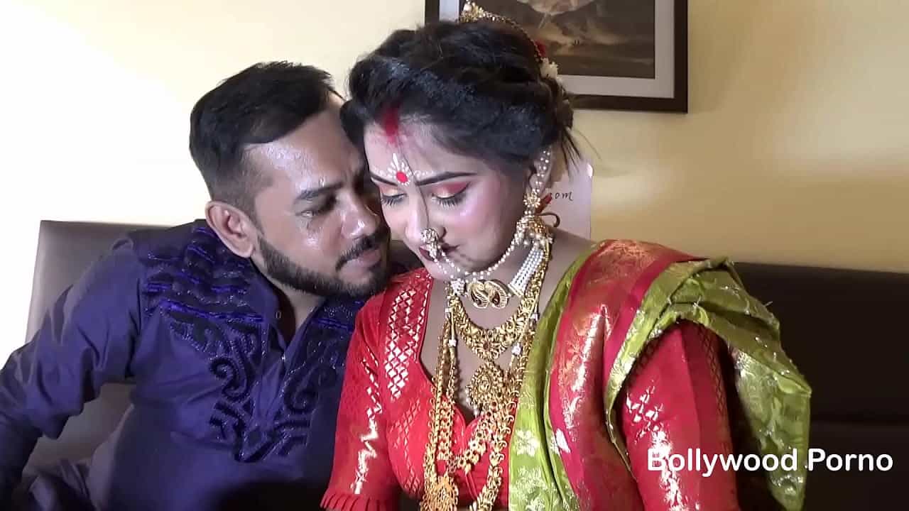 Newly Married Bengali Bhabhi First Night Sex Honeymoon video