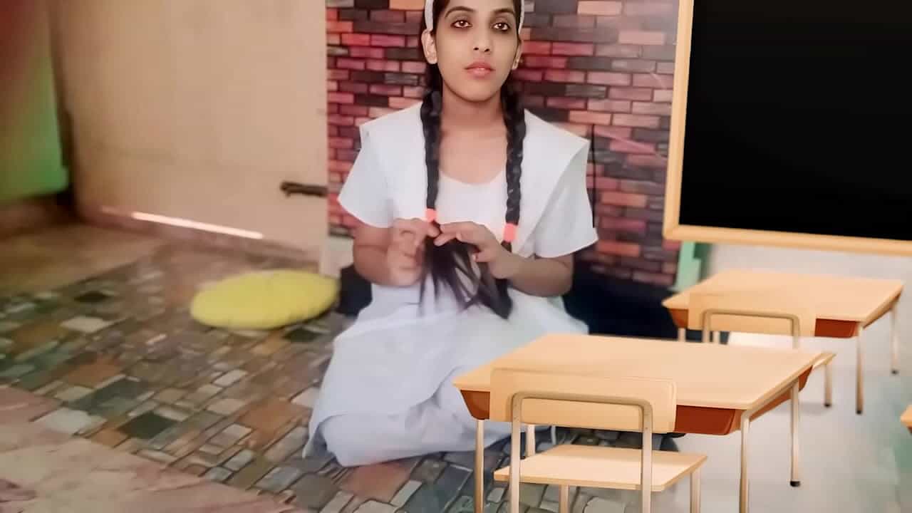 Indian Hot School Girl Fucked in Tuition Class Viral MMS Porn