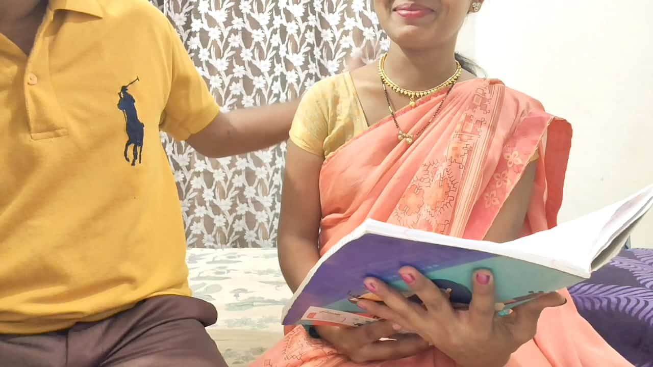 Indian XXX porn videos school teacher aunty giving blowjob and fucking with Principal